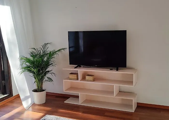 Lägenhet Spacious 3-room Near Airport *